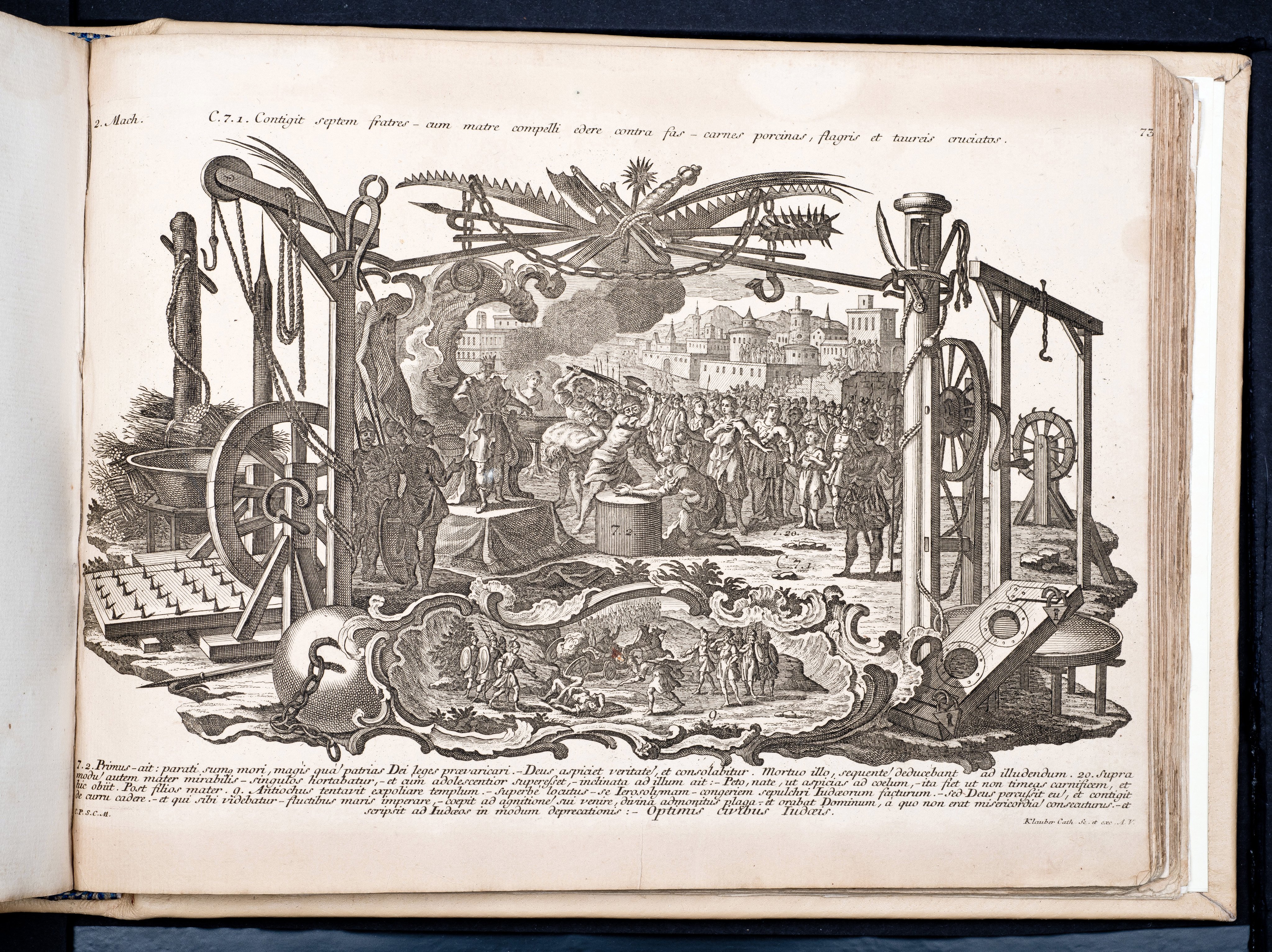 Historiae Biblicae Veteris et Novi Testamenti, Augsburg 1748.Księga wydana in folio złożona ze 100 ilustracji miedziorytniczych, wykonanych przez augsburskich grawerów, braci Józefa Sebastiana (1700-1768) Jana Baptystę (1712-1787) Klauberów, według obrazów augsburskiego malarza Johana Adama Stokmana (1720-1783). Miedzioryty z tego wydania stały się ikonograficznym wzornikiem dla malarzy i rytowników w całej Europie. Wydanie rzadkie, pełnego w polskich kolekcjach brak. Na rynku antykwarycznym pojawiają się pojedyncze ryciny. Egzemplarz kompletnySygnatura - MKDU-42859; SD-617